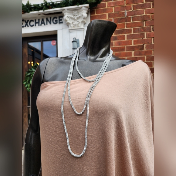 ✨️Elegant 3 Strand Silver Layered Necklace✨️ - Picture 8 of 15